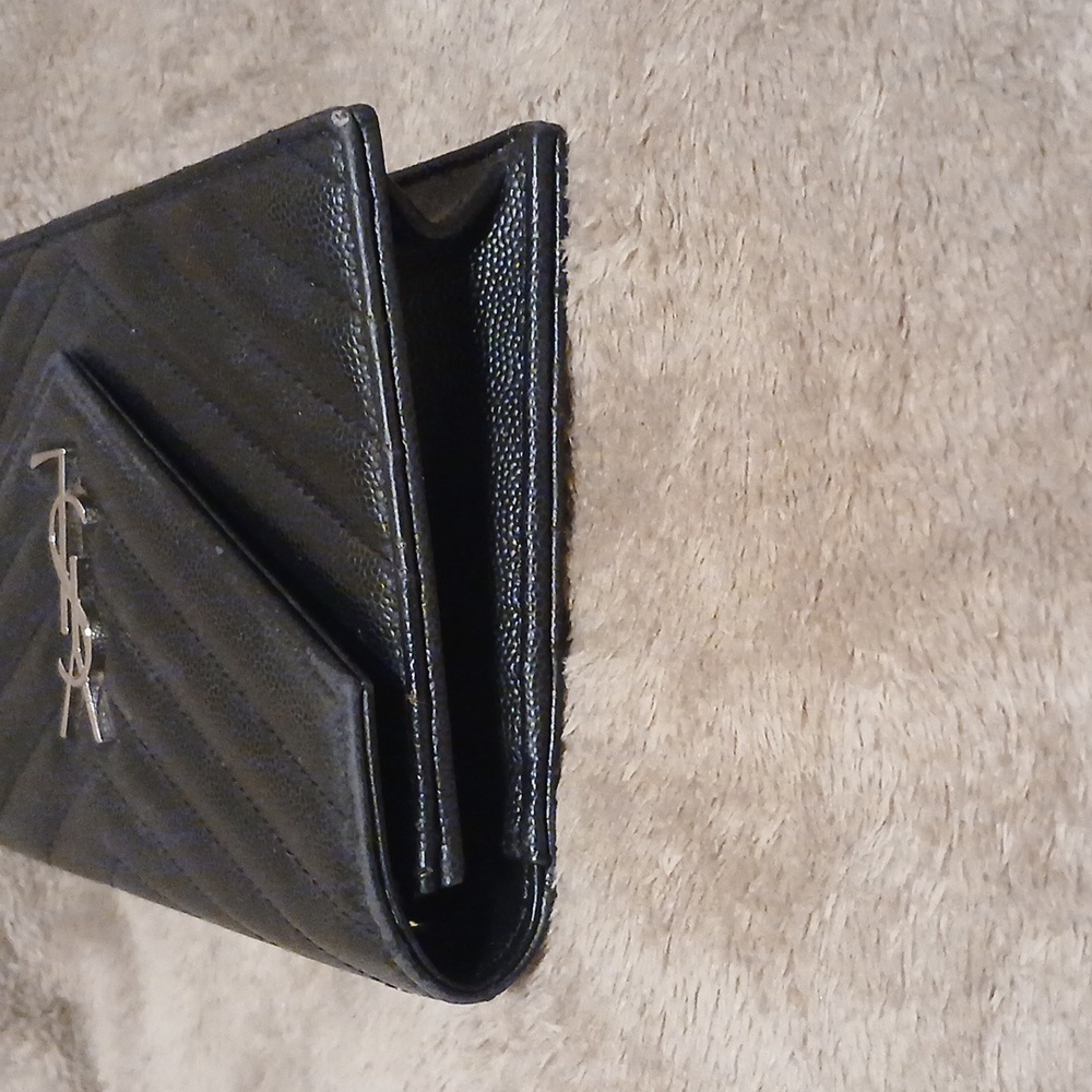 💯% Authentic YSL Envelope Wallet (no chain) - Picture 11 of 17